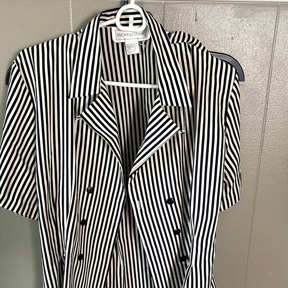 Michelle Stuart Black and White Striped Blazer